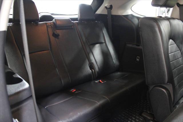 used 2020 Toyota Highlander car, priced at $33,900