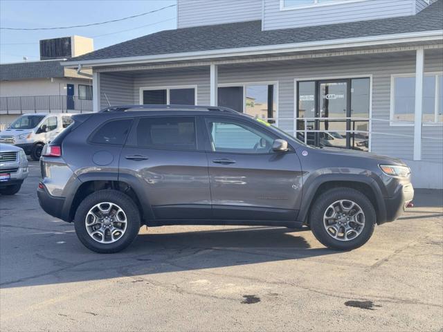 used 2021 Jeep Cherokee car