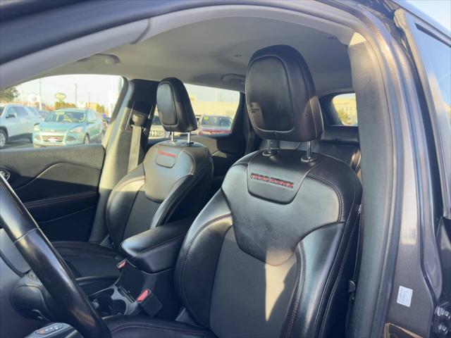 used 2021 Jeep Cherokee car