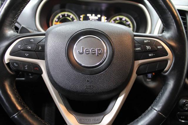 used 2015 Jeep Cherokee car, priced at $11,500