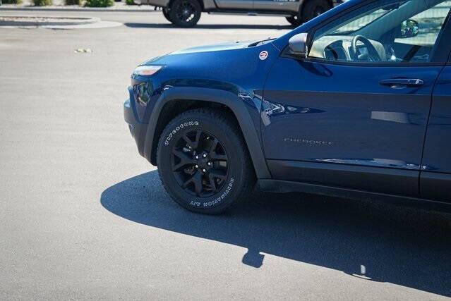 used 2018 Jeep Cherokee car, priced at $20,990