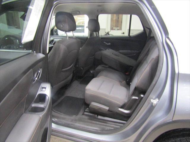 used 2021 Chevrolet Traverse car, priced at $25,900