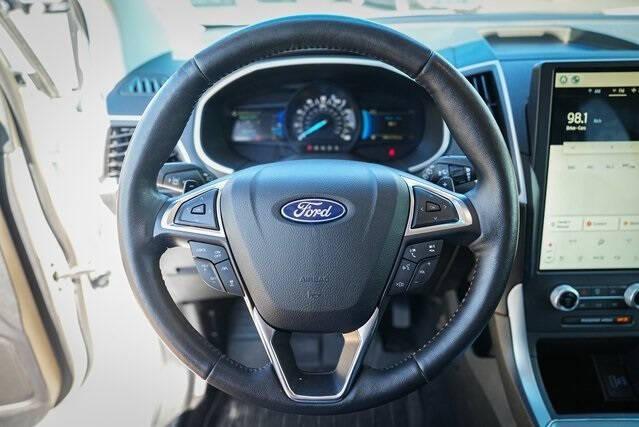 used 2021 Ford Edge car