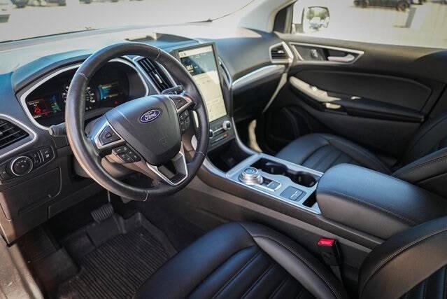 used 2021 Ford Edge car