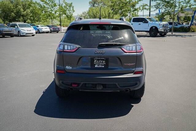used 2021 Jeep Cherokee car