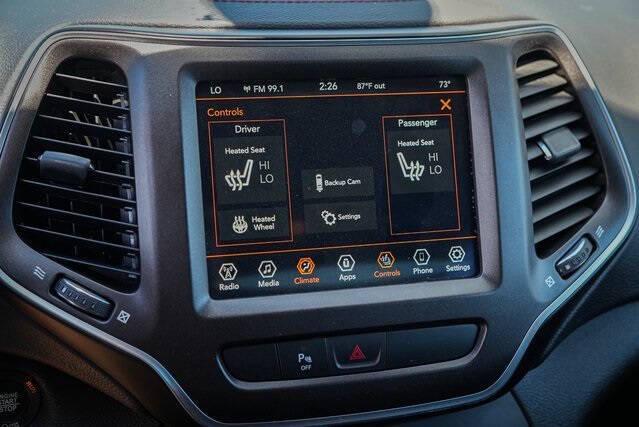 used 2021 Jeep Cherokee car