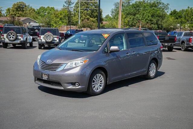 used 2014 Toyota Sienna car, priced at $13,490