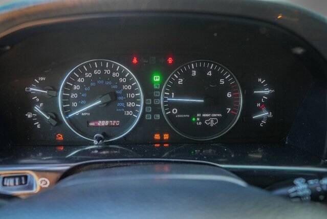 used 2006 Lexus LX 470 car, priced at $9,990
