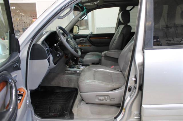 used 2006 Lexus LX 470 car, priced at $11,900
