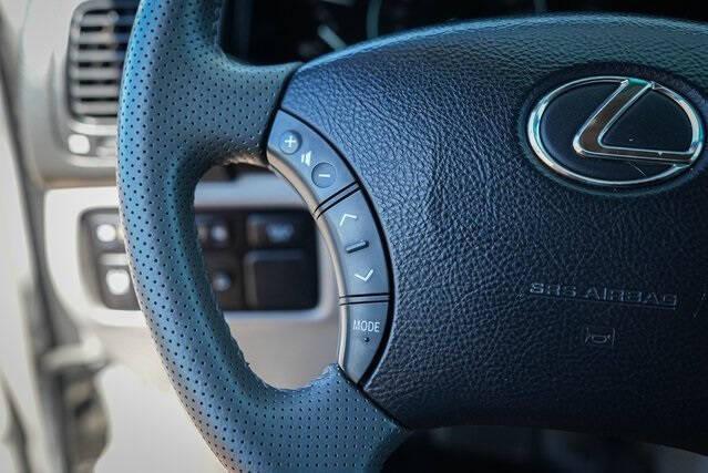 used 2006 Lexus LX 470 car, priced at $9,990