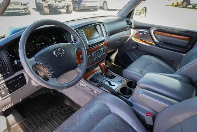used 2006 Lexus LX 470 car, priced at $9,990