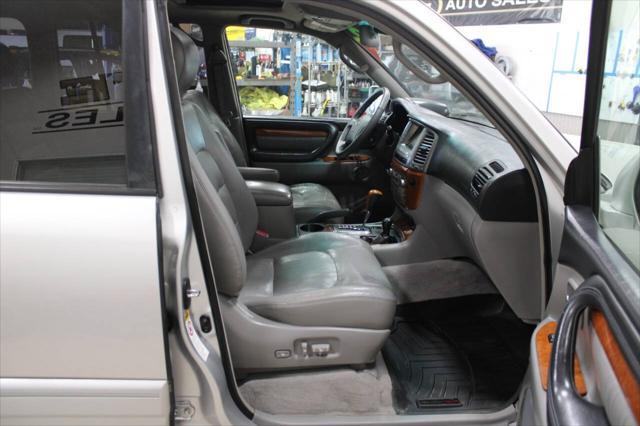 used 2006 Lexus LX 470 car, priced at $11,900