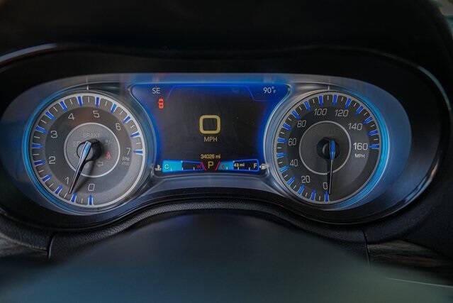 used 2022 Chrysler 300 car, priced at $27,990
