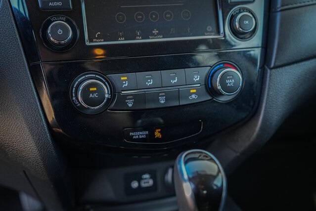 used 2018 Nissan Rogue car, priced at $14,990