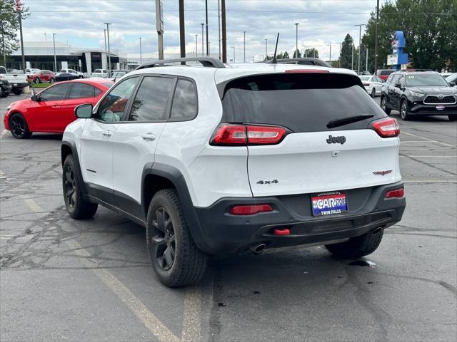 used 2018 Jeep Cherokee car