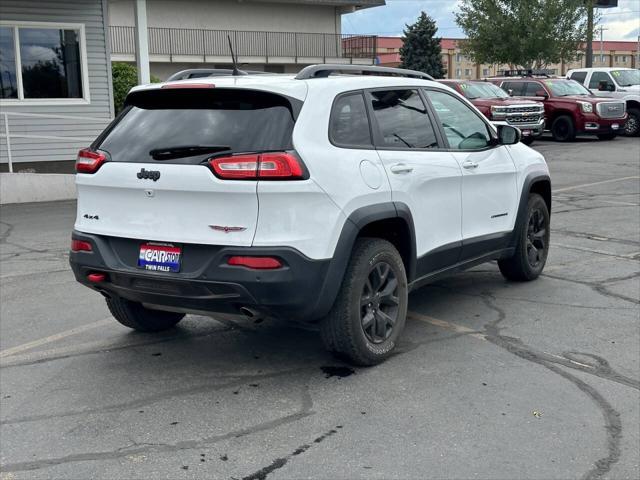 used 2018 Jeep Cherokee car