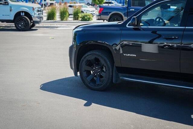 used 2018 GMC Yukon car, priced at $34,990