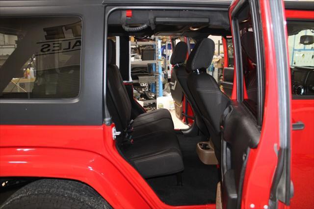 used 2015 Jeep Wrangler Unlimited car, priced at $23,900