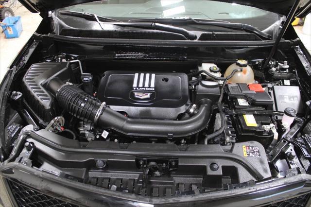 used 2022 Cadillac XT5 car, priced at $27,900