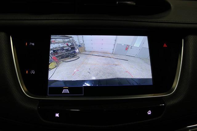 used 2022 Cadillac XT5 car, priced at $27,900