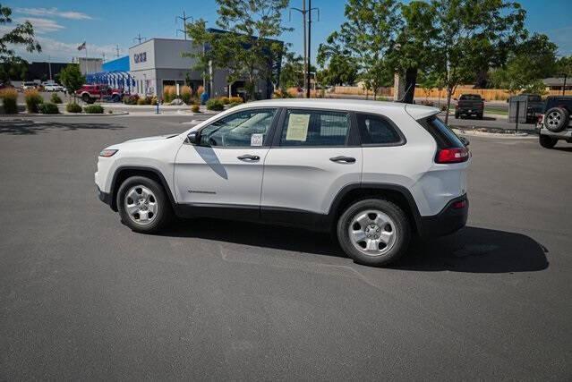 used 2018 Jeep Cherokee car, priced at $17,990