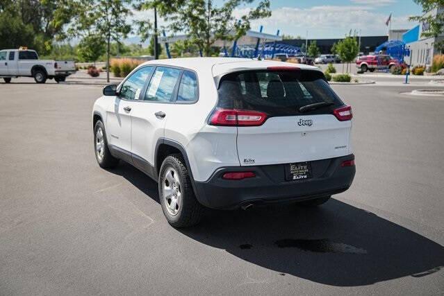 used 2018 Jeep Cherokee car, priced at $17,990