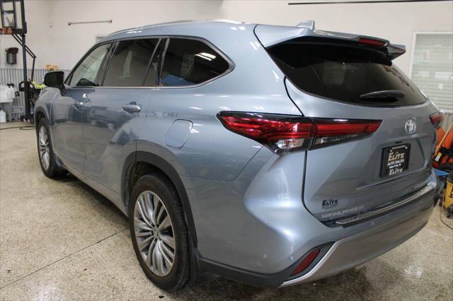 used 2021 Toyota Highlander car, priced at $34,500