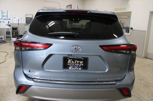 used 2021 Toyota Highlander car, priced at $34,500