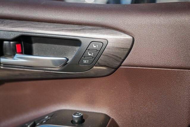 used 2021 Toyota Highlander car, priced at $34,990