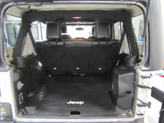 used 2014 Jeep Wrangler Unlimited car, priced at $20,900