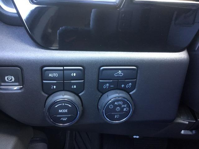 new 2025 Chevrolet Silverado 1500 car, priced at $60,945