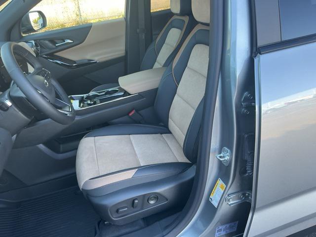 new 2026 Chevrolet Equinox car, priced at $37,471