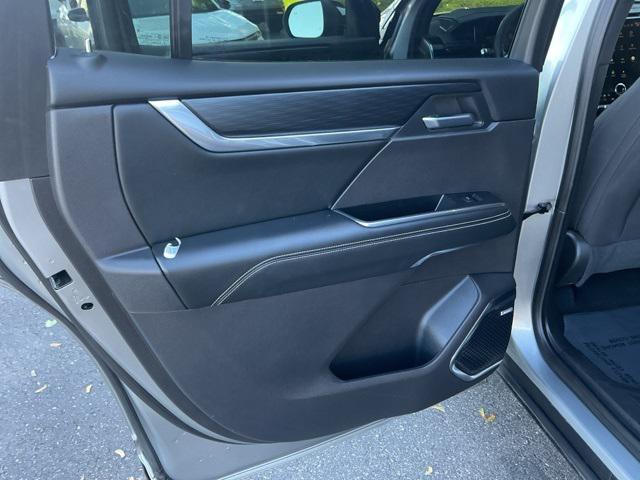 used 2025 GMC Acadia car, priced at $38,495