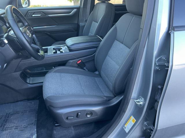 used 2025 GMC Acadia car, priced at $38,495