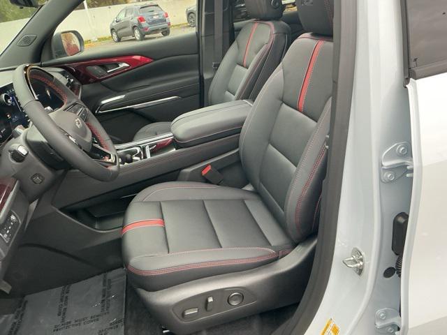 new 2026 Chevrolet Traverse car, priced at $59,973