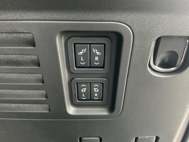 new 2026 Chevrolet Traverse car, priced at $59,973