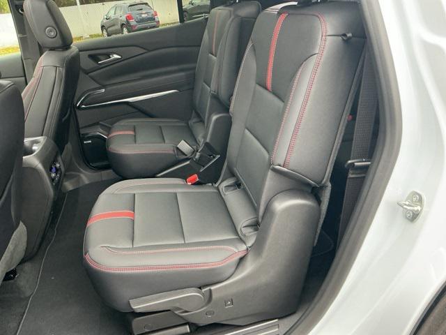 new 2026 Chevrolet Traverse car, priced at $59,973