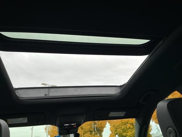 new 2026 Chevrolet Traverse car, priced at $59,973