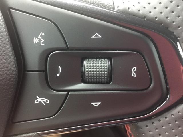 used 2025 Chevrolet Trax car, priced at $26,512