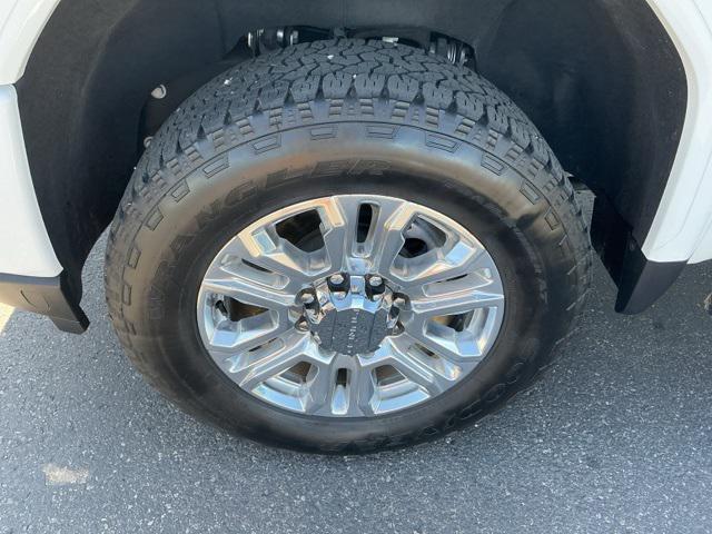 used 2022 GMC Sierra 2500 car, priced at $67,495