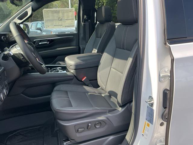 new 2025 Chevrolet Suburban car, priced at $89,003