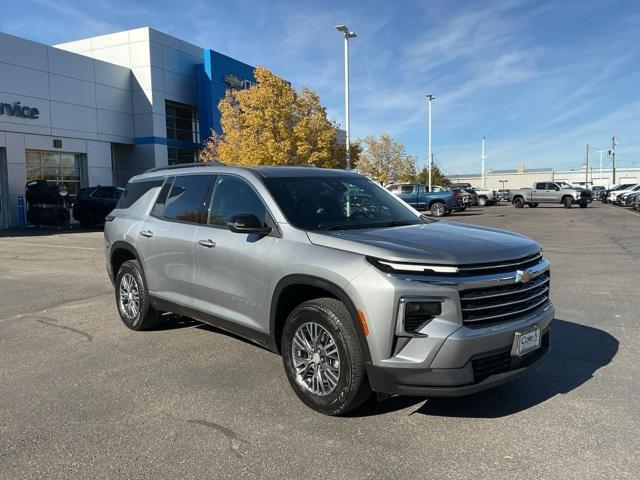 used 2025 Chevrolet Traverse car, priced at $40,995
