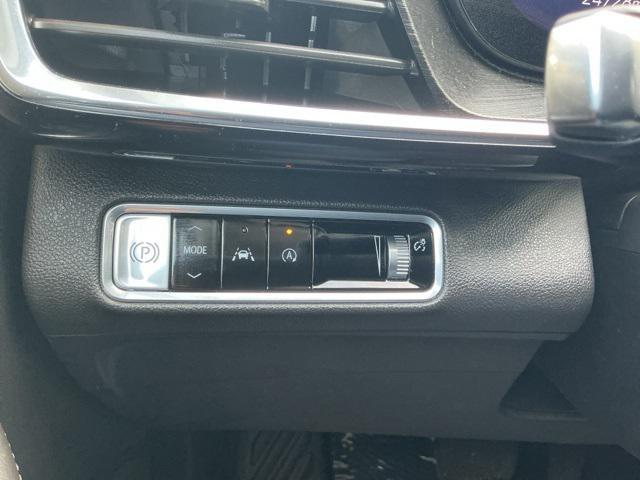 used 2024 Buick Envision car, priced at $27,995