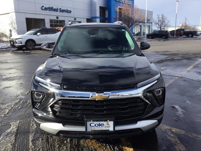 new 2025 Chevrolet TrailBlazer car, priced at $27,994