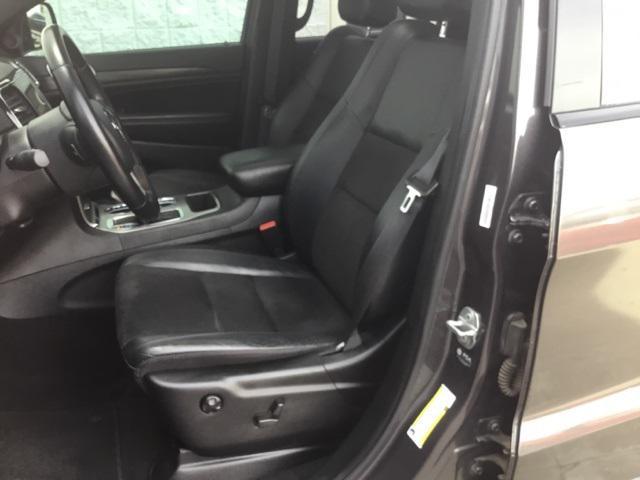 used 2021 Jeep Grand Cherokee car, priced at $29,495