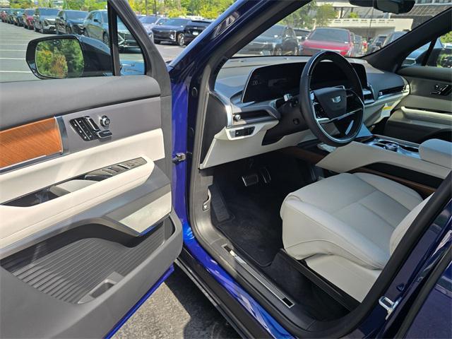 new 2026 Cadillac VISTIQ car, priced at $82,495