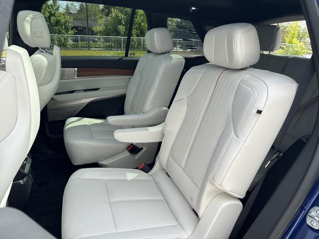 new 2026 Cadillac VISTIQ car, priced at $82,495