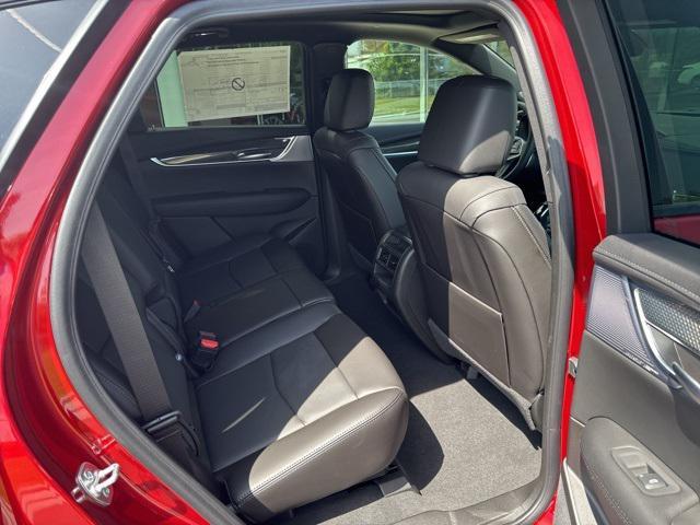 new 2025 Cadillac XT5 car, priced at $63,490