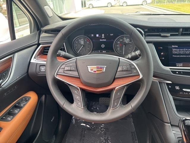 new 2025 Cadillac XT5 car, priced at $60,990