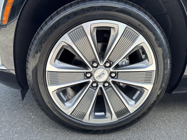 new 2026 Cadillac VISTIQ car, priced at $79,890